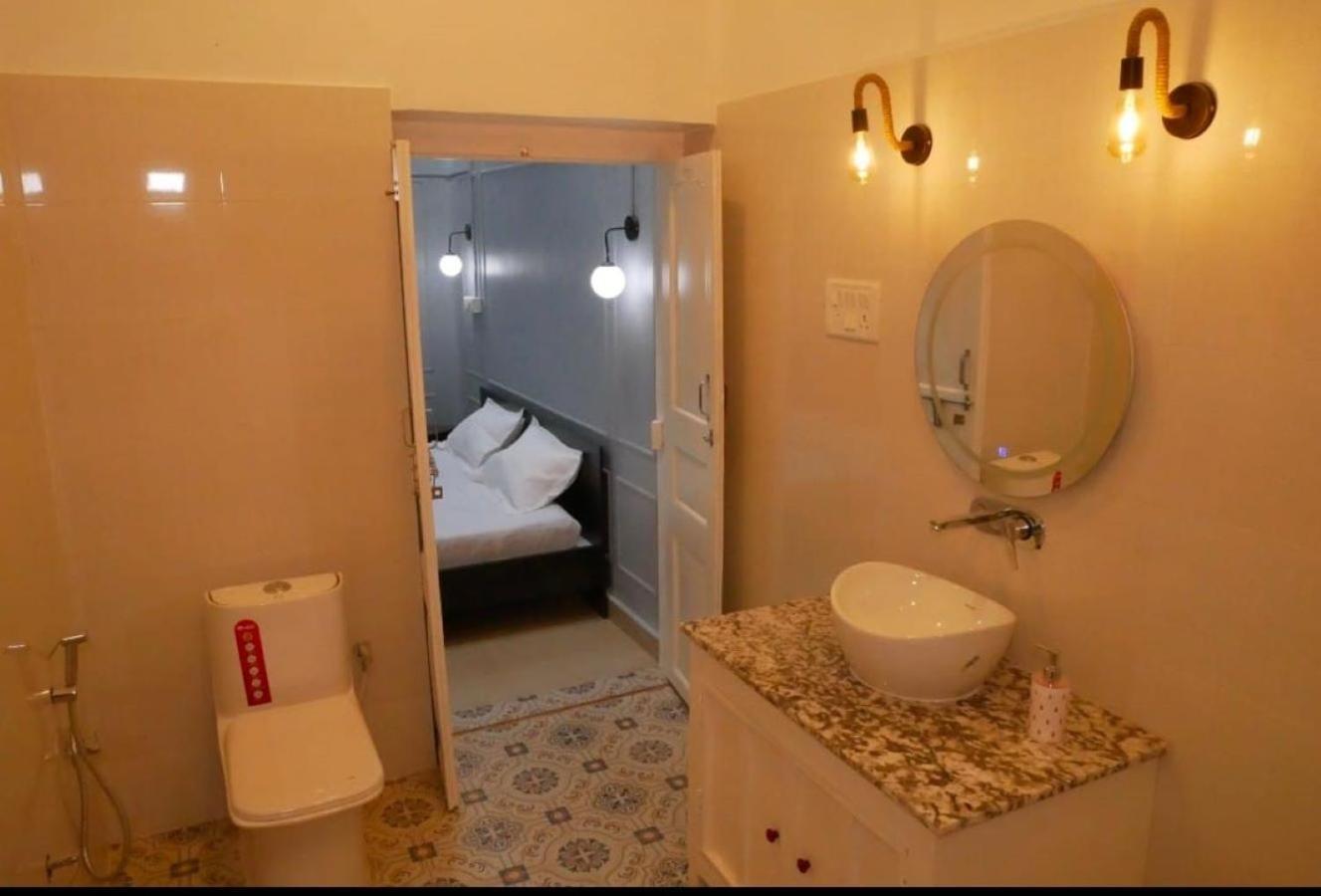 Janki Kunj Varanasi- 3 Room Home Экстерьер фото