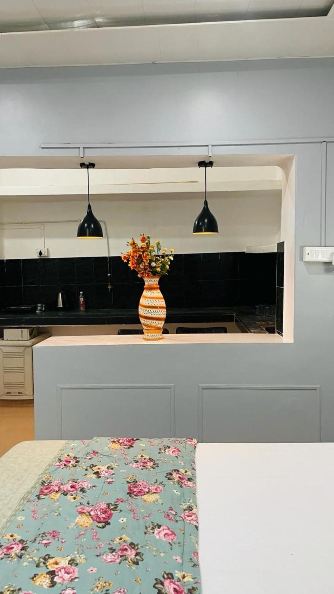 Janki Kunj Varanasi- 3 Room Home Экстерьер фото